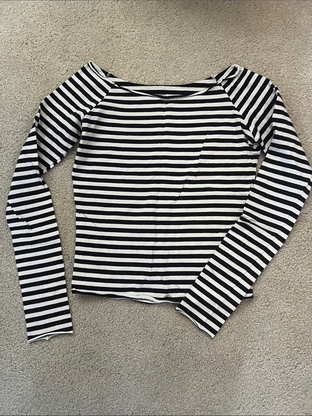 brandy melville long sleeve top